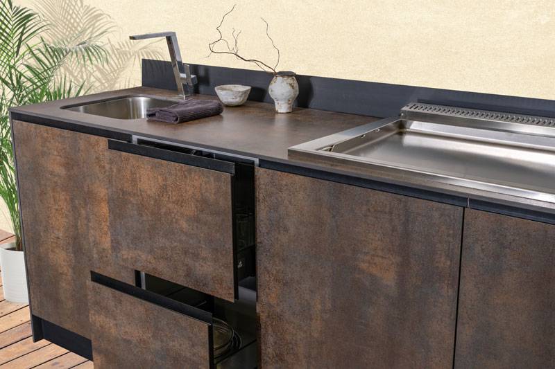 Courtois Cheminées vous présente sa nouvelle marque Cuisine Outdoor ! Votre avis nous est précieux !