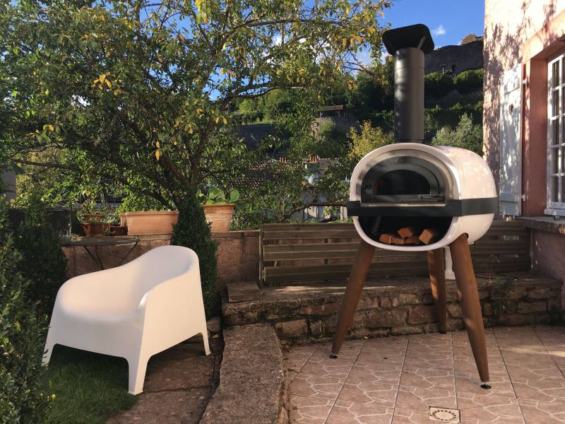 Four  à bois extérieur disponible chez CUISINE OUTDOOR